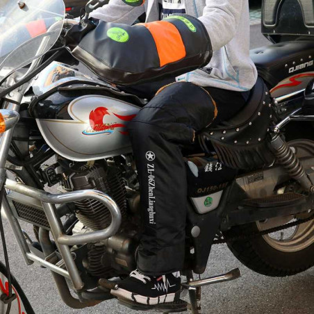 Tablier Couvre Jambe Scooter avec Gants de Gu | Smarty Paris