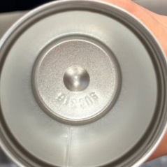 Bouteille d'eau en acier inoxydable isotherme | Smarty Paris