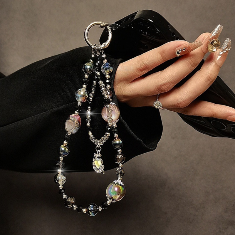 Lanière de Téléphone Portable Noir avec pendentif cœur — ECO · Smarty Paris 18e