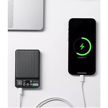 Magnetic Wireless Power Bank Devia Extreme Speed Series – 10,000mAh 22.5W Black