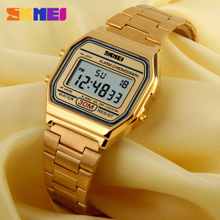 Retro Electronic Watch ECO – Square, Steel Bracelet, Water-Resistant