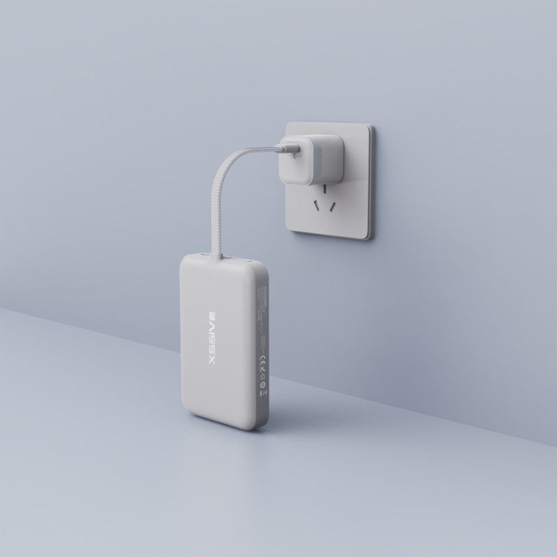 Batterie externe XSSIVE XSS-PB51W – 10 000 mAh câble USB-C blanc Batterie externe XSSIVE XSS-PB51W – 10 000 mAh câble USB-C blanc