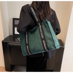 Sac fourre-tout vert 29x43x14 | Smarty Paris