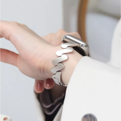 Apple Watch Wave silver band | Smarty Paris