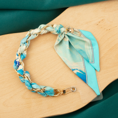 Collier coque téléphone soie turquoise | Smarty